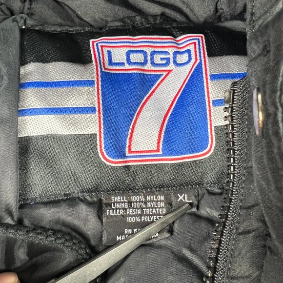 VTG 90s Logo 7 Chicago Bulls Jacket Extra Large Black & Red Full Zip Puffer Coat - Picture 8 of 16